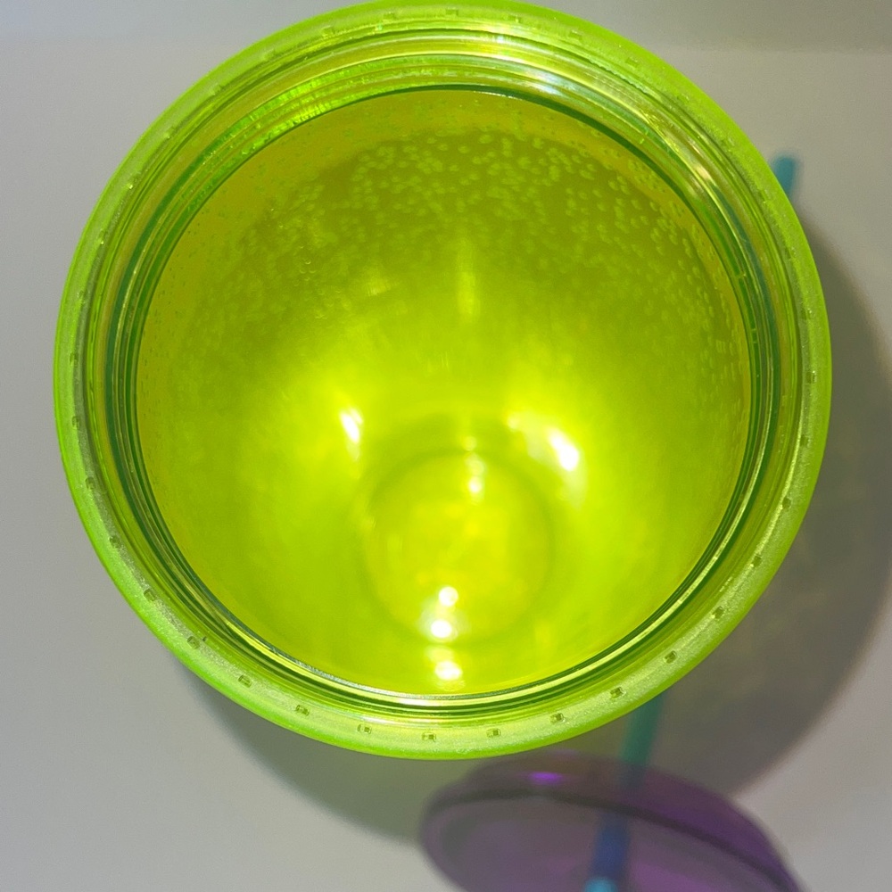 🎁 Starbucks Summer 2023 Neon Yellow Bubbleseed Purple Lid Blue Straw Tumbler 24 - Picture 6 of 7